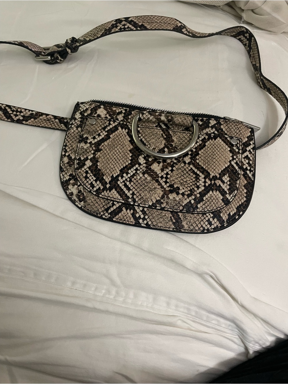 Zara Snake-Print Crossbody Bag in Beige and Black.